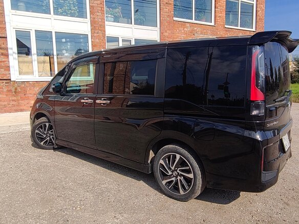 2015 Honda Stepwgn Spada V, чёрный, 1850000 рублей - вид 4