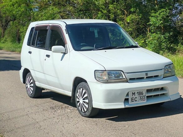 2001 Nissan Cube I Рестайлинг (Z10), белый, 310000 рублей - вид 2