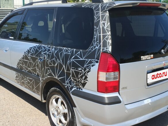 2003 Mitsubishi Space Wagon III, серебристый - вид 7