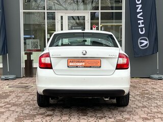 2019 Skoda Rapid I Рестайлинг, белый, 1349000 рублей, вид 4