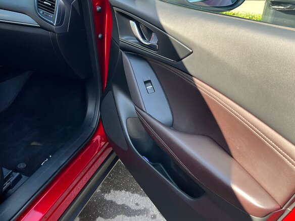 2023 Mazda CX-4 I Рестайлинг, красный, 2950000 рублей - вид 20