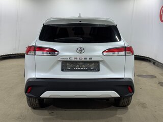 2022 Toyota Corolla Cross I, белый, 2199000 рублей, вид 4
