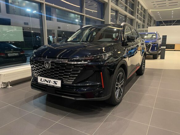 2026 Changan UNI-S I, чёрный, 3179900 рублей