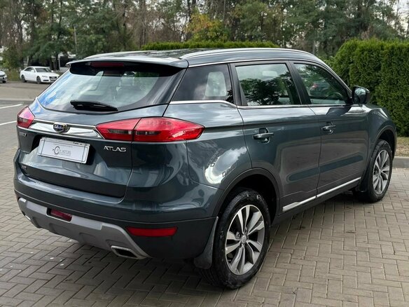 2020 Geely Atlas I, серый, 1370000 рублей - вид 5