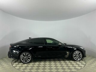 2018 Kia Stinger I, чёрный, 2999999 рублей, вид 4