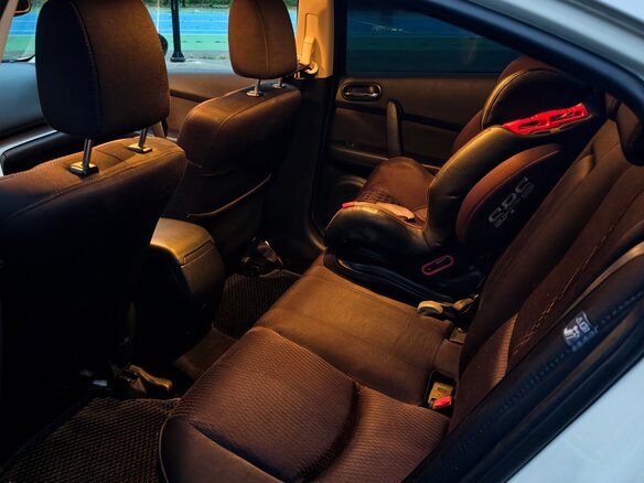 2011 Mazda 6 II (GH) Рестайлинг, белый, 950000 рублей - вид 16