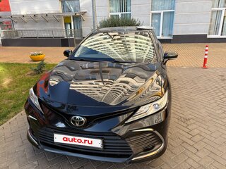 2021 Toyota Camry VIII (XV70) Рестайлинг, чёрный, 3400000 рублей, вид 5