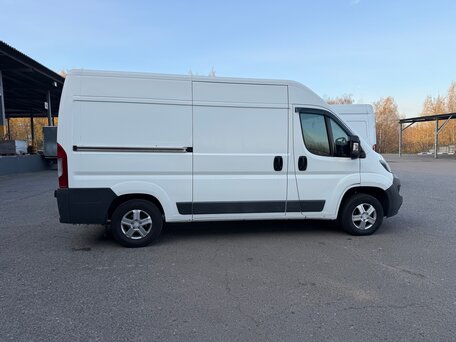 2017 Peugeot Boxer, белый, 2449990 рублей, вид 3