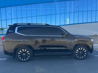 2010 Toyota Land Cruiser 200 Series, чёрный, 4200000 рублей, вид 2