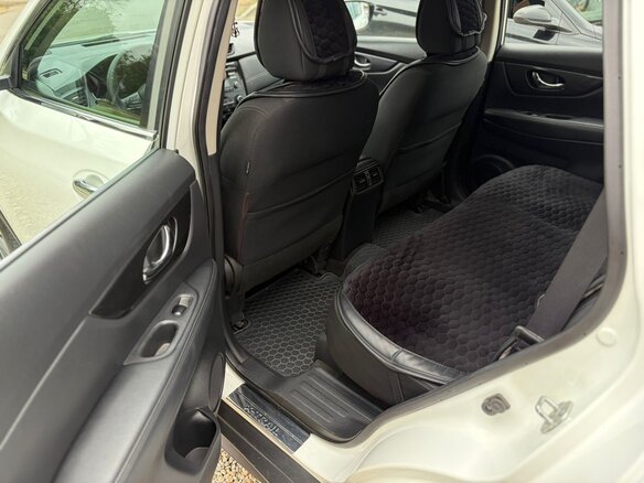 2016 Nissan Rogue II Рестайлинг, белый, 1450000 рублей - вид 17