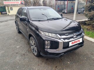 2020 Mitsubishi Outlander Sport I Рестайлинг 3, чёрный, 1749000 рублей, вид 3