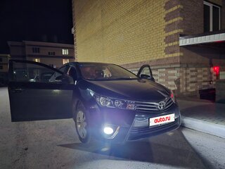 2014 Toyota Corolla XI (E160, E170, E180), серый, 1250000 рублей, вид 4