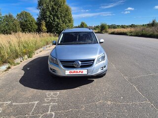 2010 Volkswagen Tiguan I, серебристый, 1090000 рублей, вид 2
