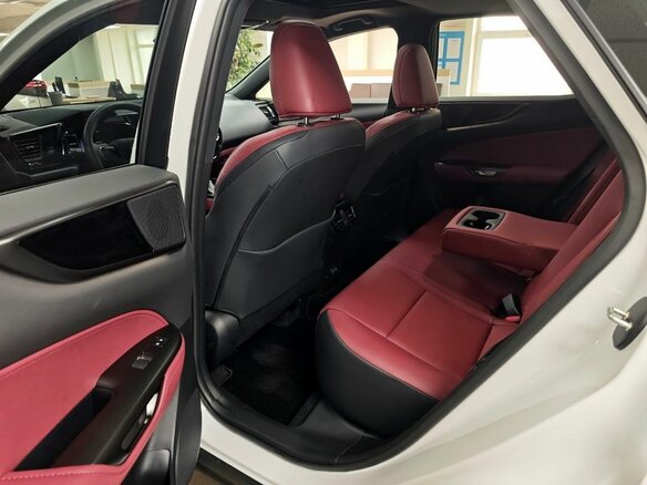 2026 Lexus NX 200 II, белый, 7100000 рублей - вид 12