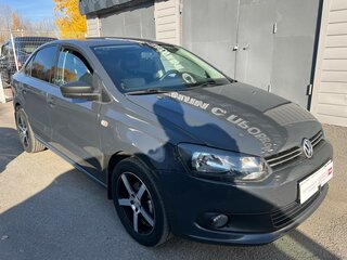 2013 Volkswagen Polo V, серый, 602300 рублей, вид 4