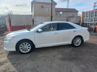 2012 Toyota Camry VII (XV50), белый, 1500000 рублей, вид 4
