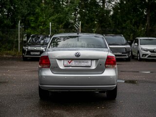 2013 Volkswagen Polo V, серебристый, 580000 рублей, вид 4