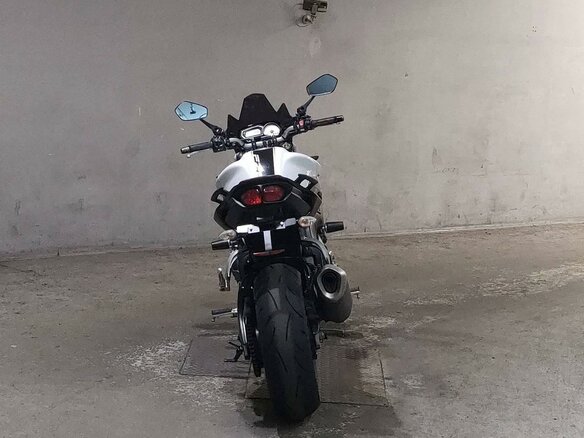 2013 Yamaha FZ8, белый, 645000 рублей - вид 3
