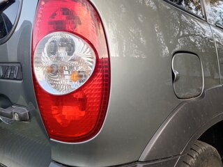 2018 Chevrolet Niva I Рестайлинг, серый, 700000 рублей, вид 5