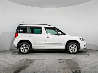 2014 Skoda Yeti I Рестайлинг, белый, 910000 рублей, вид 4
