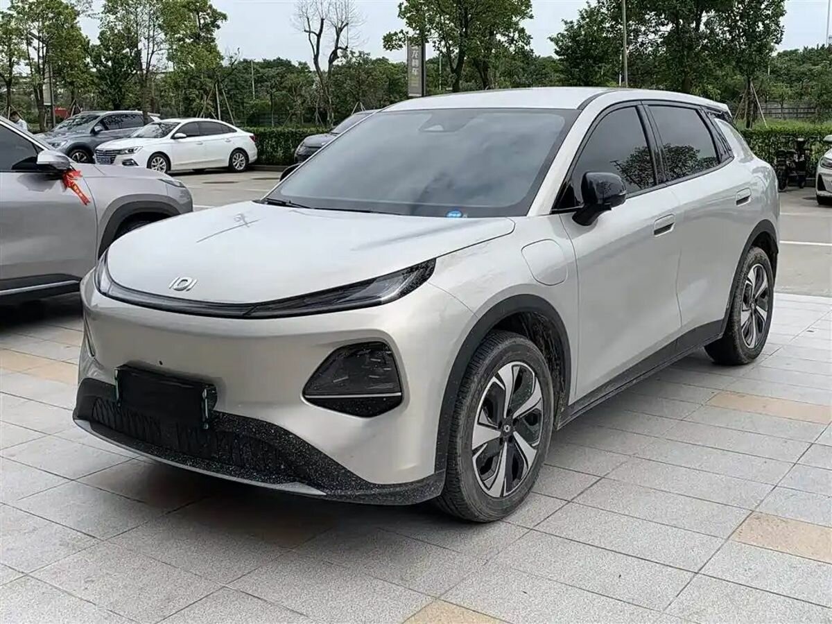 Открыть фотографии: Changan Qiyuan Q05 II