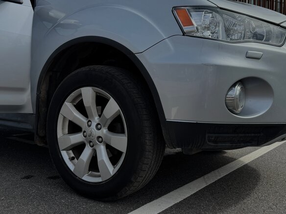 2010 Mitsubishi Outlander II Рестайлинг, серебристый, 1550000 рублей - вид 10