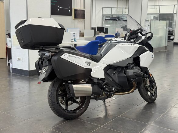 2026 BMW R 1300 RT, чёрный, 2850000 рублей - вид 5
