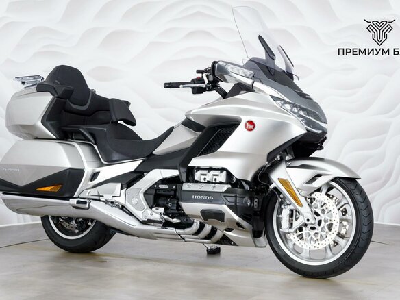 2024 Honda GL 1800 Gold Wing, серебристый, 3177000 рублей - вид 4