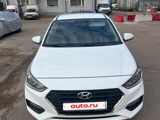 2017 Hyundai Solaris II, белый, 1150000 рублей, вид 2