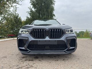 2022 BMW X6 40i III (G06), серый, 7300000 рублей, вид 2