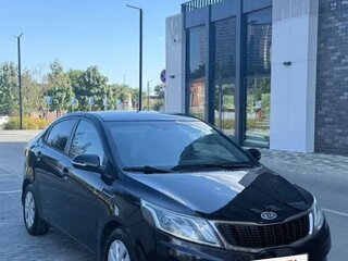 2015 Kia Rio 6-speed III, чёрный, 600000 рублей, вид 2