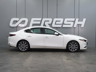 2020 Mazda 3 IV (BP), белый, 2229000 рублей, вид 4
