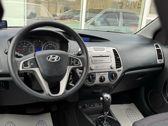 2010 Hyundai i20 I, бежевый, 695000 рублей - вид 8