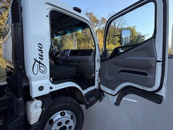 2021 Fuso (Mitsubishi) Canter, белый, 4550000 рублей - вид 15