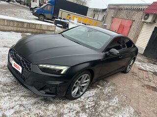 2020 Audi A5 45 TFSI II (F5) Рестайлинг, чёрный, 4200000 рублей, вид 2