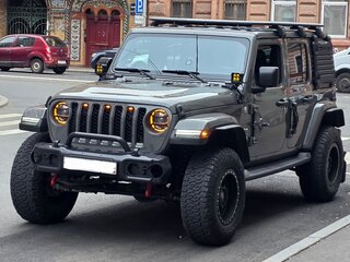 2019 Jeep Wrangler IV (JL), серый, 4100000 рублей, вид 1