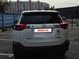 2013 Toyota RAV4 IV (XA40), белый, 1900000 рублей, вид 5