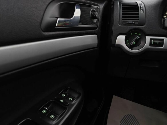 2007 Skoda Octavia II (A5), чёрный, 499000 рублей - вид 11