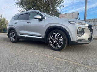 2019 Hyundai Santa Fe IV, серый, 2700000 рублей, вид 3