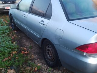 2007 Mitsubishi Lancer IX Рестайлинг, серебристый, 400000 рублей, вид 3