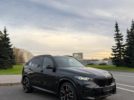 2025 BMW X5 40d IV (G05/G18) Рестайлинг, чёрный, 14490000 рублей, вид 3