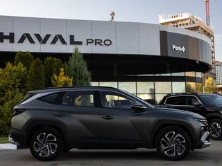 2026 Hyundai Tucson L IV Рестайлинг, серый, 4350000 рублей, вид 4