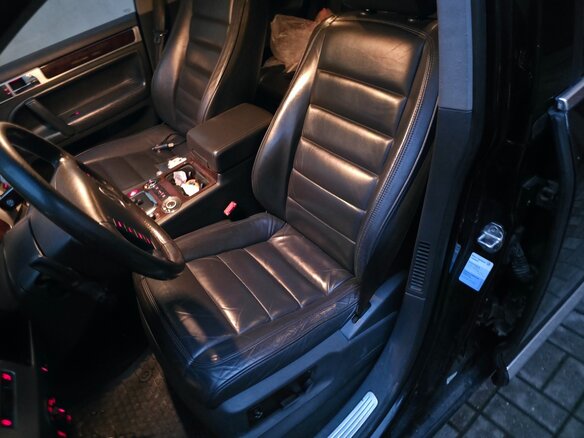 2006 Volkswagen Touareg I, чёрный, 950000 рублей - вид 11