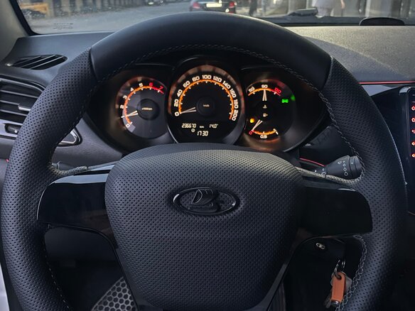2019 Lada (ВАЗ) Vesta I, белый, 630000 рублей - вид 4