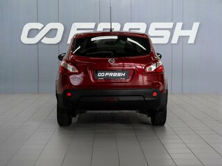 2010 Nissan Qashqai I Рестайлинг, красный, 990000 рублей, вид 4
