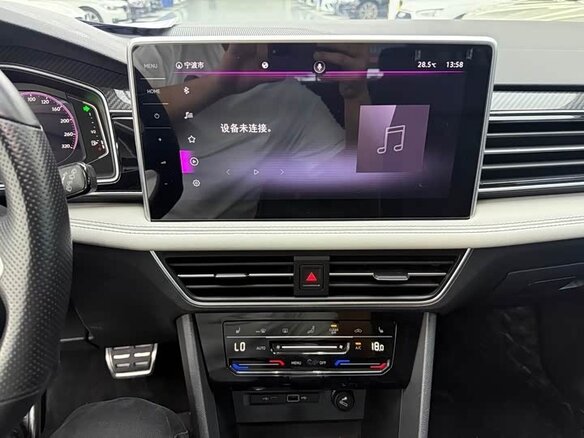 2022 Volkswagen Tiguan II Рестайлинг, чёрный, 2550111 рублей - вид 15