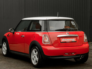 2012 Mini Hatch Cooper II (R56) Рестайлинг, красный, 1000000 рублей, вид 4