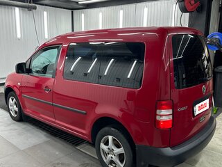2011 Volkswagen Caddy III Рестайлинг, красный, 675000 рублей, вид 5