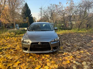 2012 Mitsubishi Lancer X Рестайлинг, серый, 700000 рублей, вид 2