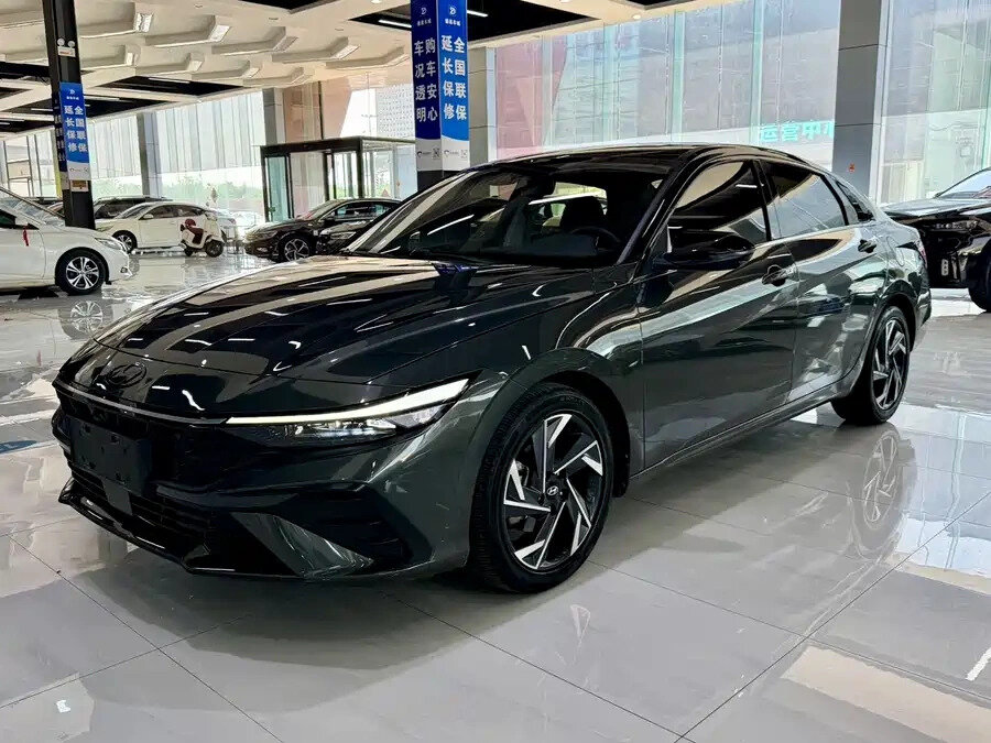 Открыть фотографии: Hyundai Elantra VII (CN7) Рестайлинг